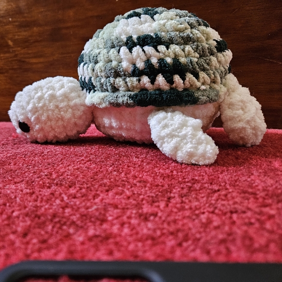 Crochet Chunky Turtle amigurumi doll - Picture 7 of 15